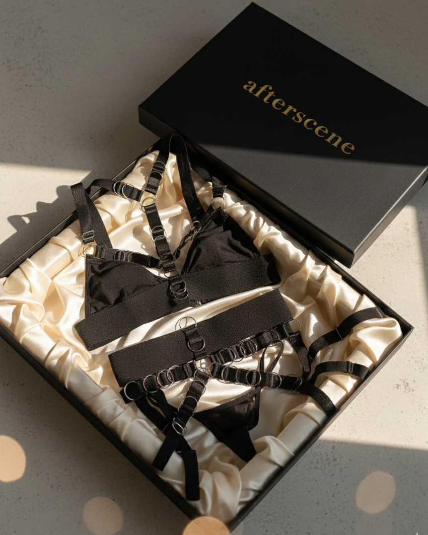 Ensemble "Domination Noire" – Porté par Irina Kovalenko dans Les Dompteuses (Gangbang – Jacquie et Michel Elite)