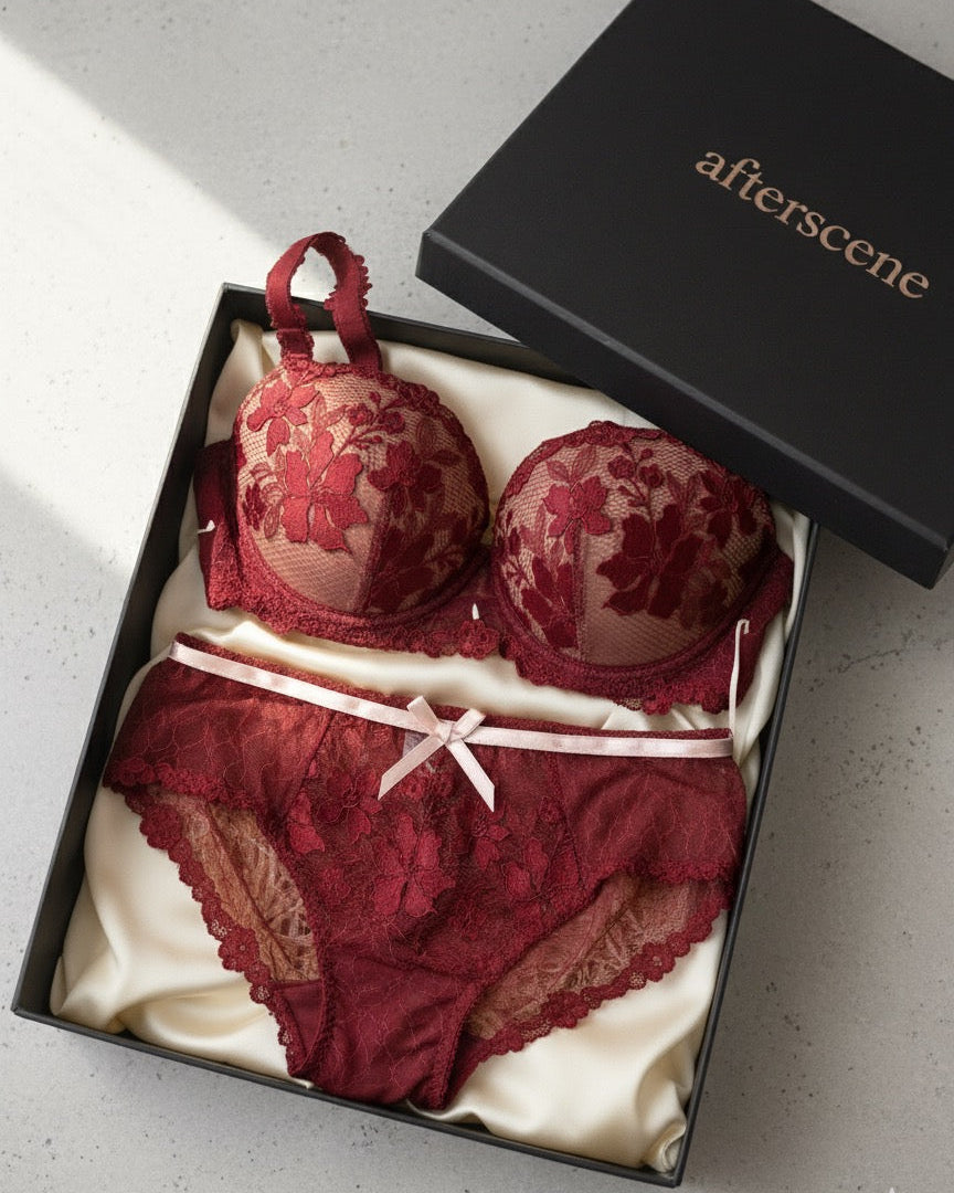 Ensemble “Velvet Bloom” porté par Bethy – Pièce unique